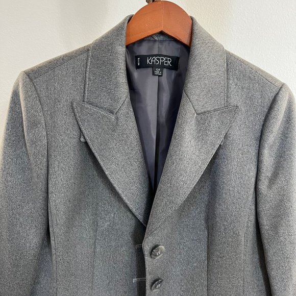 Kasper Womens' Size 12P Long Sleeve Heather Gray Three-Button Peak Lapel Blazer - Picture 3 of 11